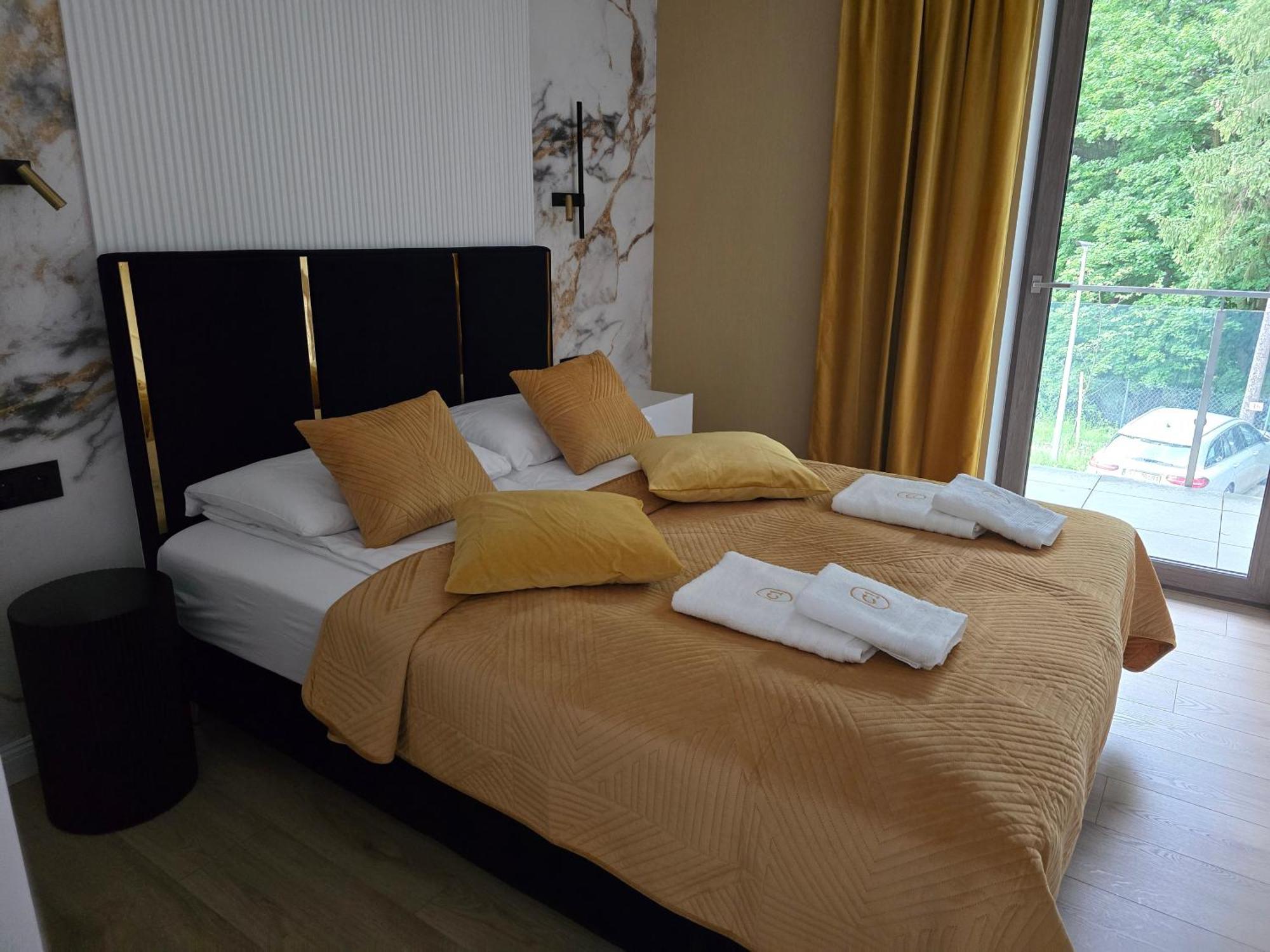 Apartament Stone Hill Z Basenem I Widokiem Na Gory シクラルスカ・ポレンバ エクステリア 写真